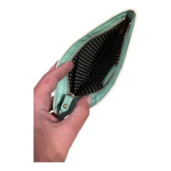 KATE SPADE ♠️ Elegant Wristlet - Picture 3 of 3